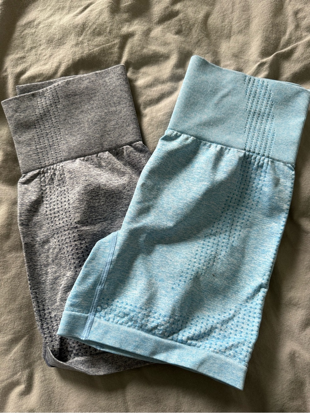 Kids Seamless Ribbed Waistband Shorts - Gray & Light Blue
